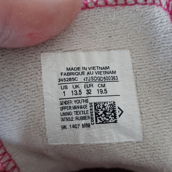 Hot Pink Rubber Converse. - Picture 4 of 7